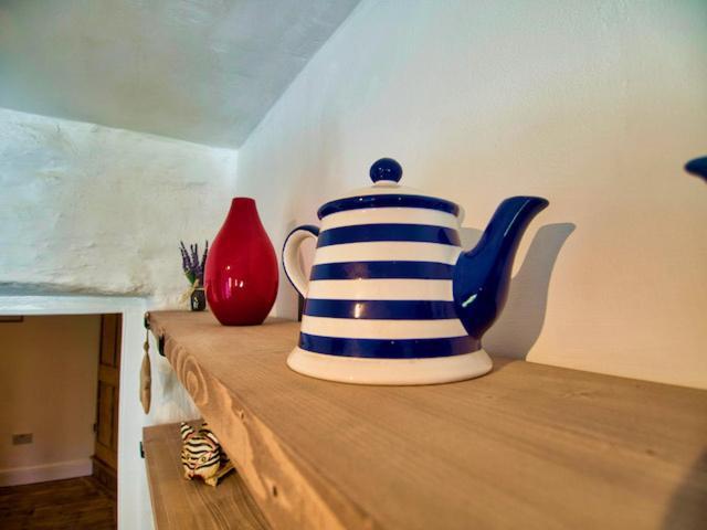 Knocker Cottage Is A 3 Bedroom Made Up Of 1 Double Bedroom And 2 Small Double Bedrooms In Small Village 10 Min To Beaches Camborne Bagian luar foto